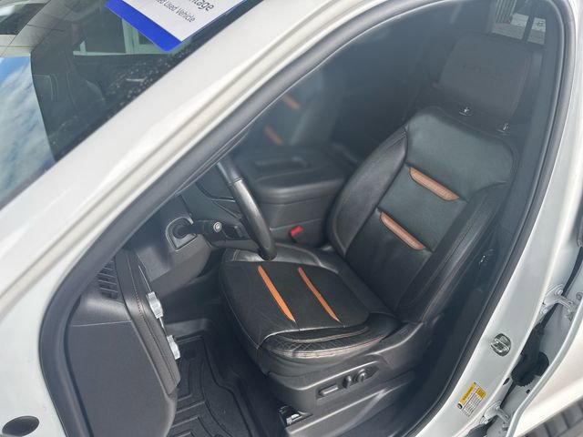 Used 2022 GMC Sierra 1500 AT4 w/ AT4 Premium Package image 12