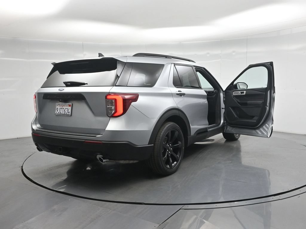 Certified 2023 Ford Explorer ST-Line w/ Class IV Trailer Tow Package RWD image 5