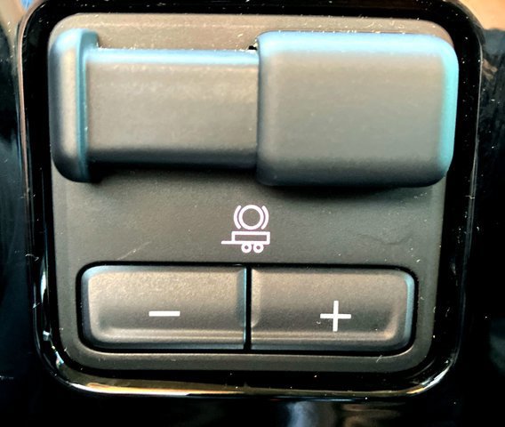 Used 2024 Chevrolet Silverado 1500 LTZ w/ Technology Package image 32