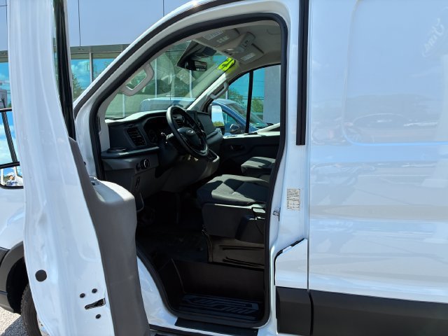 Certified 2025 Ford Transit 250 Low Roof w/ Exterior Upgrade Package RWD image 13