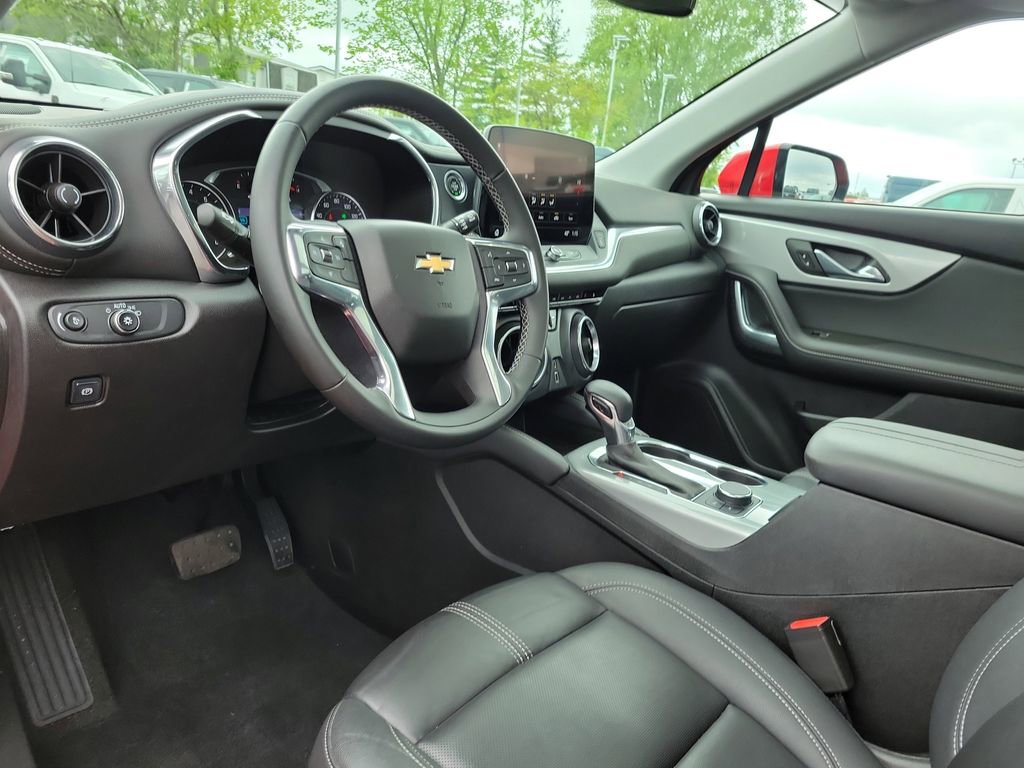 Used 2023 Chevrolet Blazer LT w/ LPO, Floor Liner Package FWD image 21