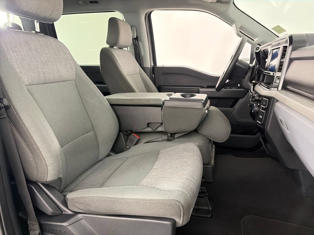 Certified 2025 Ford F250 XLT AWD/4WD image 30
