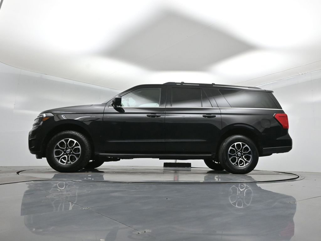 Certified 2024 Ford Expedition Max XLT image 21