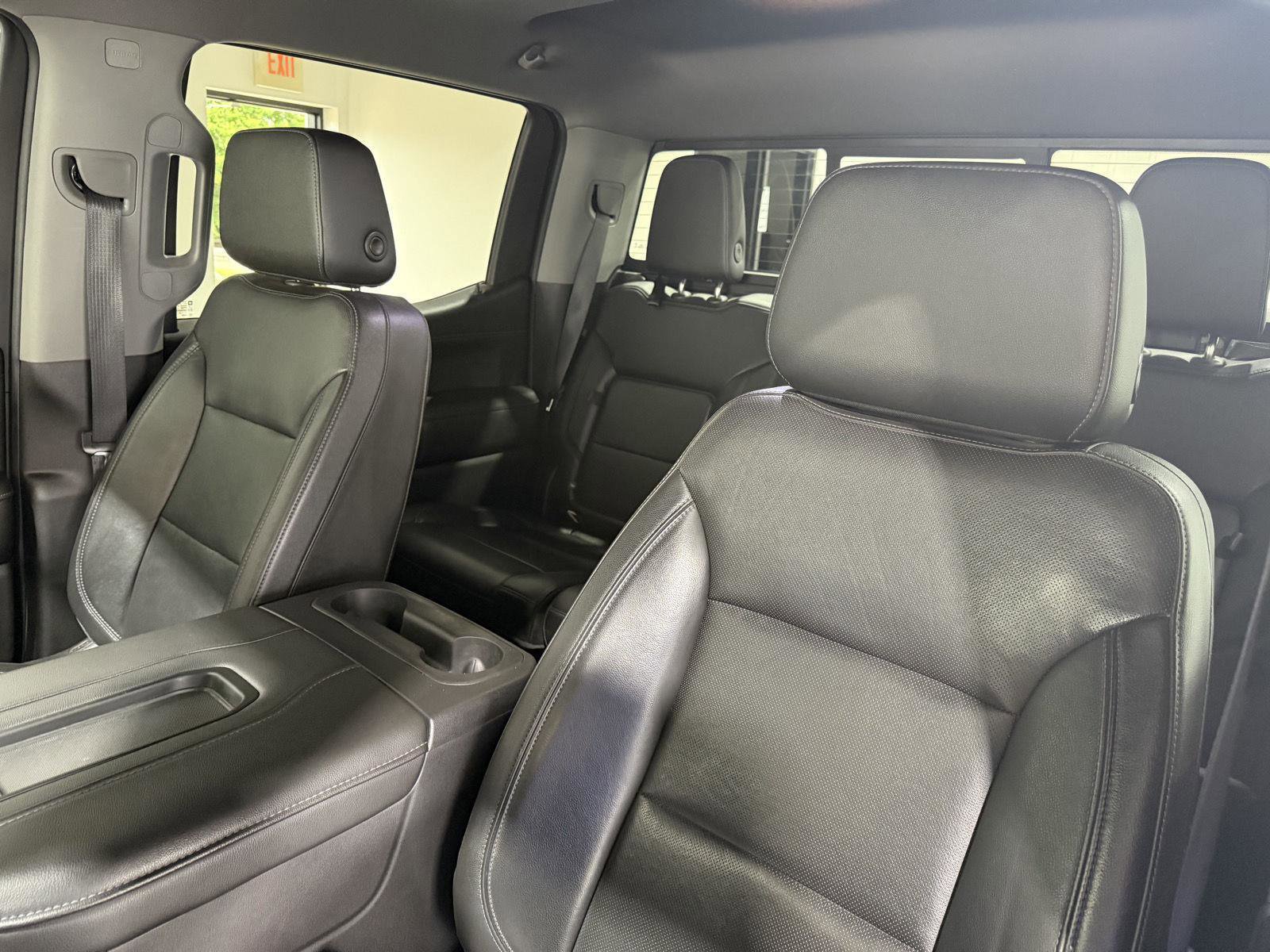Used 2020 Chevrolet Silverado 1500 LTZ w/ LTZ Plus Package AWD/4WD image 18