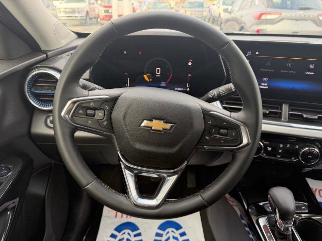 Used 2025 Chevrolet Trax LT w/ LT Convenience Package image 15