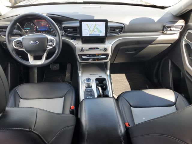 Certified 2023 Ford Explorer XLT w/ Equipment Group 202A AWD/4WD image 28