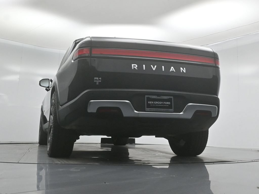 Used 2023 Rivian R1T Adventure AWD/4WD image 42
