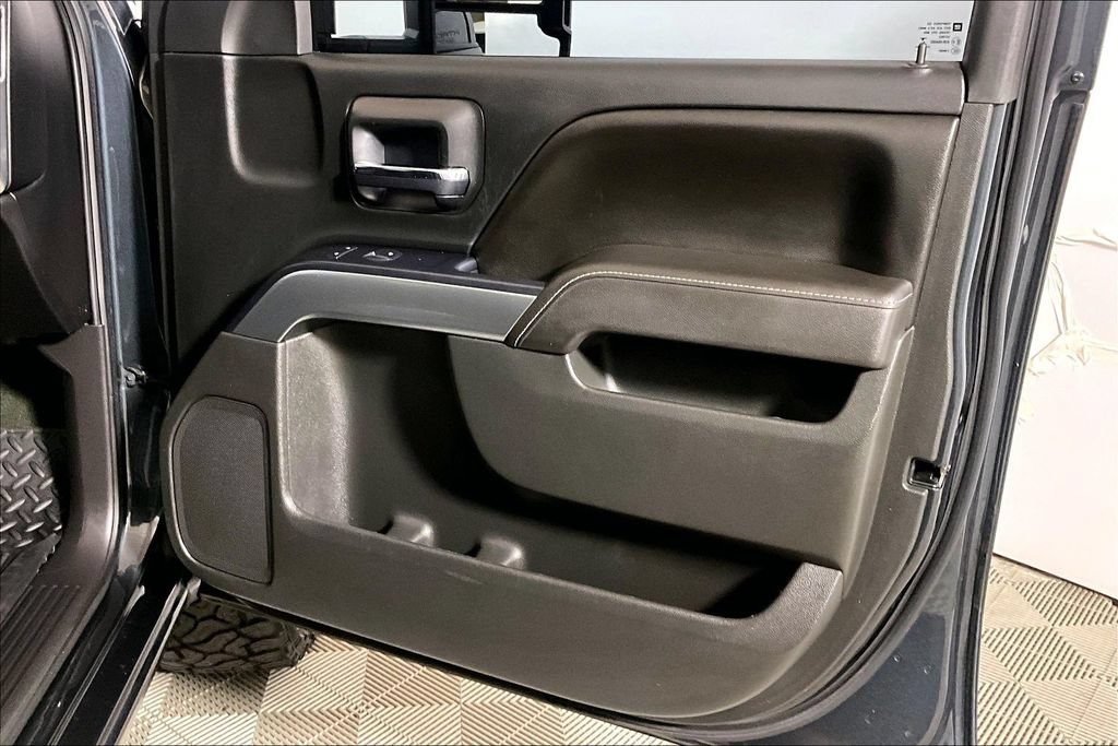 Used 2017 Chevrolet Silverado 1500 LT w/ All Star Edition RWD image 19