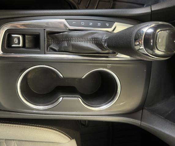 Used 2020 Chevrolet Equinox LT image 18