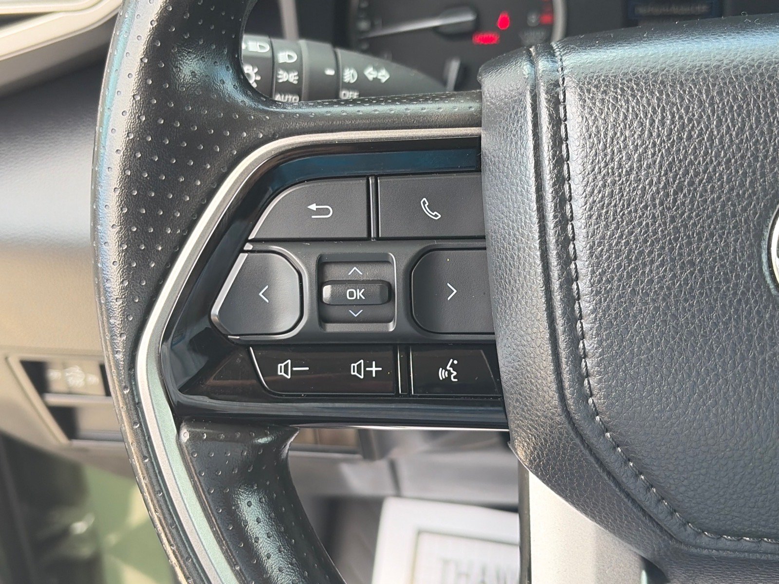 Used 2023 Toyota Tundra SR5 w/ SR5 Convenience Package AWD/4WD image 16
