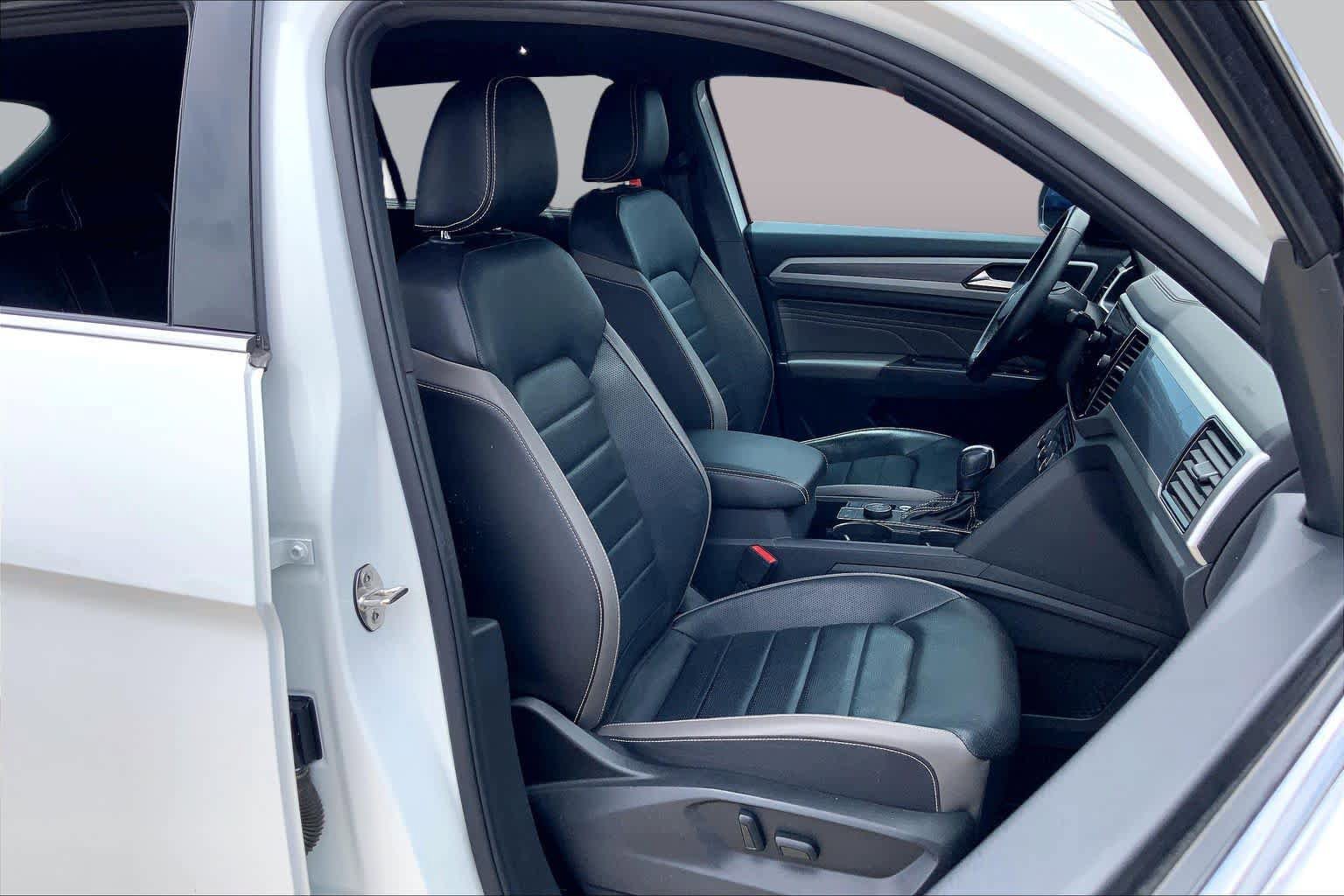 Used 2021 Volkswagen Atlas Cross Sport SEL Premium R-Line w/ Cross Sport MDO Package AWD/4WD image 9