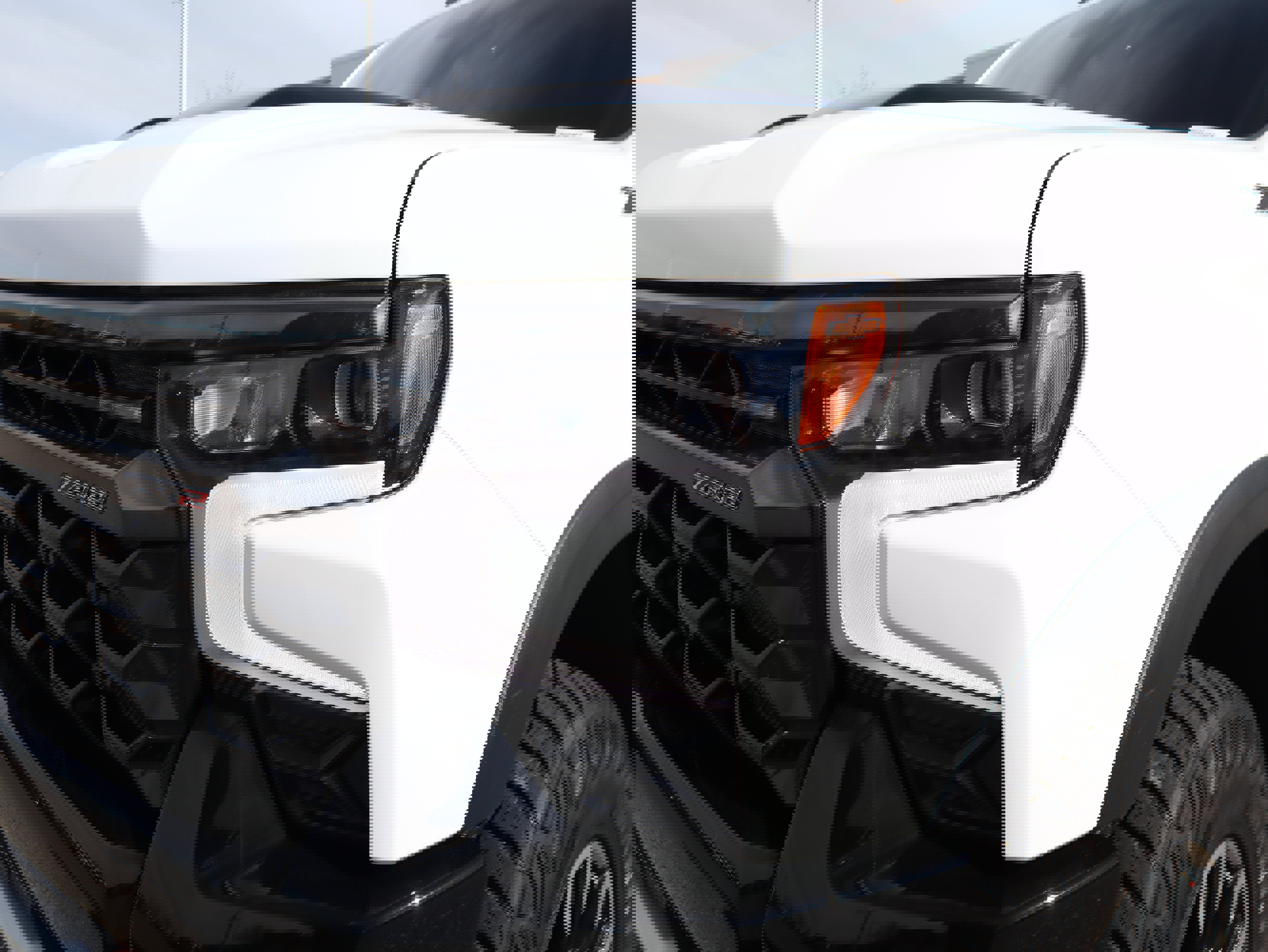 Used 2023 Chevrolet Silverado 1500 ZR2 w/ Technology Package image 14