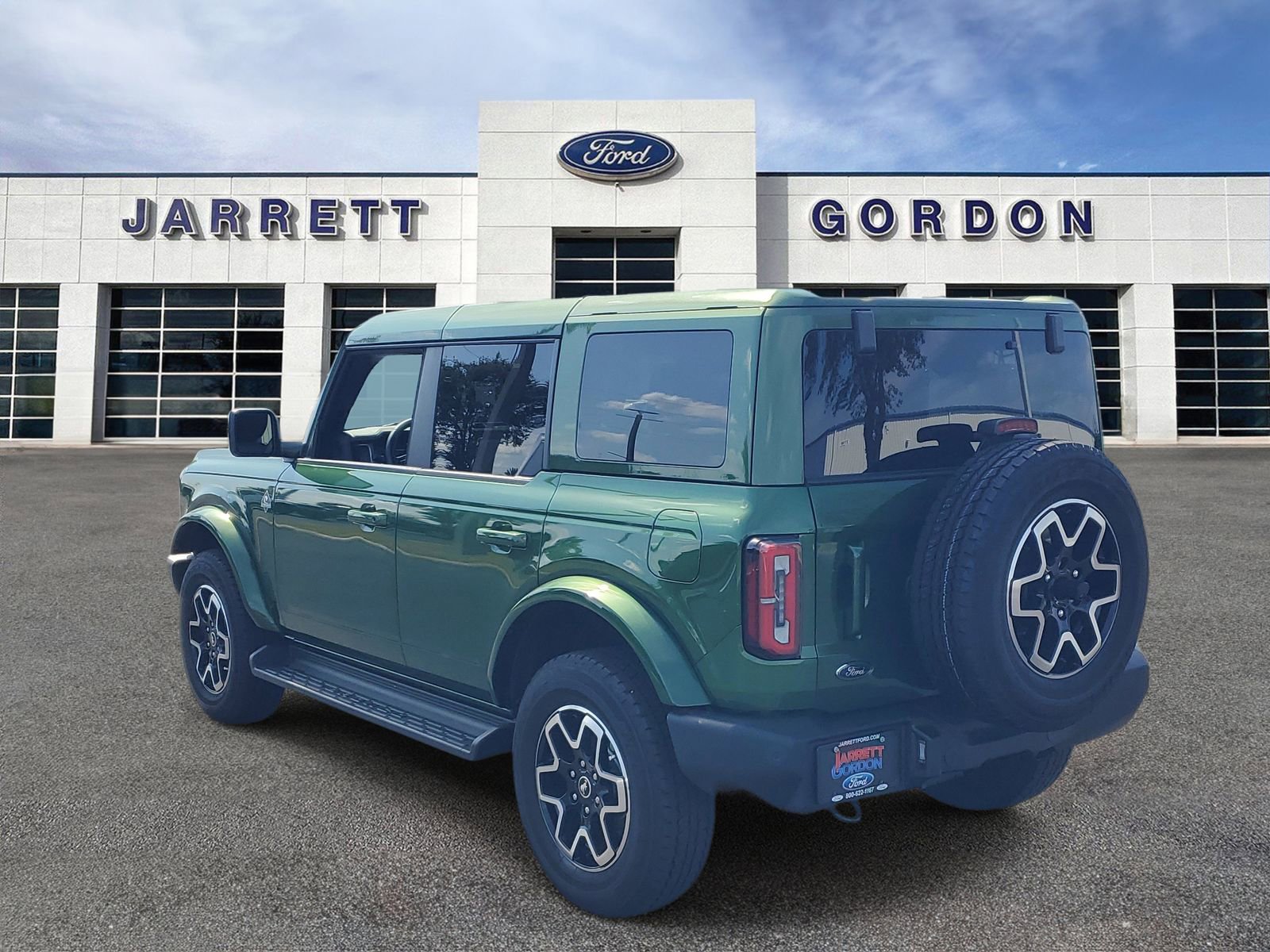 Certified 2025 Ford Bronco Outer Banks AWD/4WD image 3
