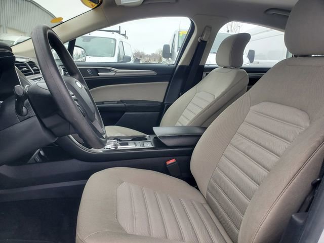 Certified 2018 Ford Fusion S image 5