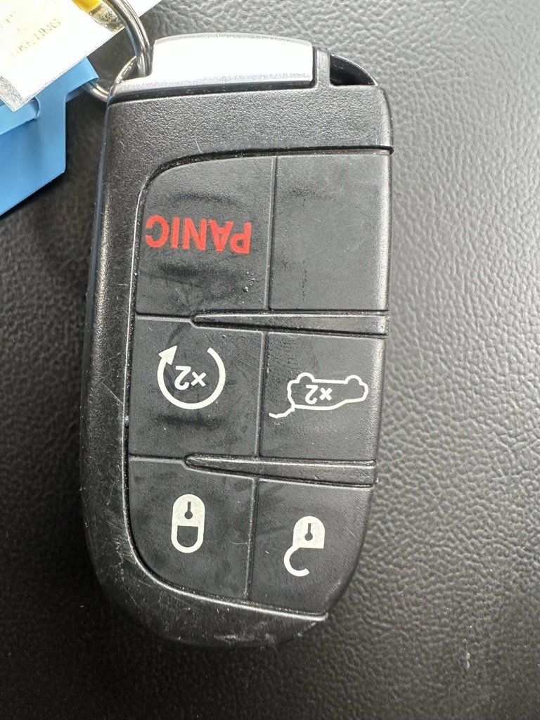 Used 2021 Jeep Grand Cherokee Laredo X image 29