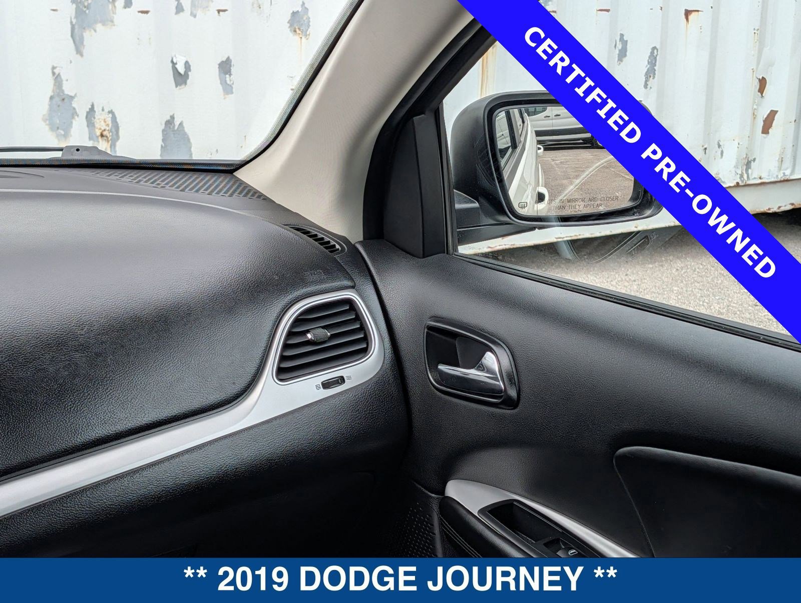 Used 2019 Dodge Journey SE w/ Blacktop Package image 18
