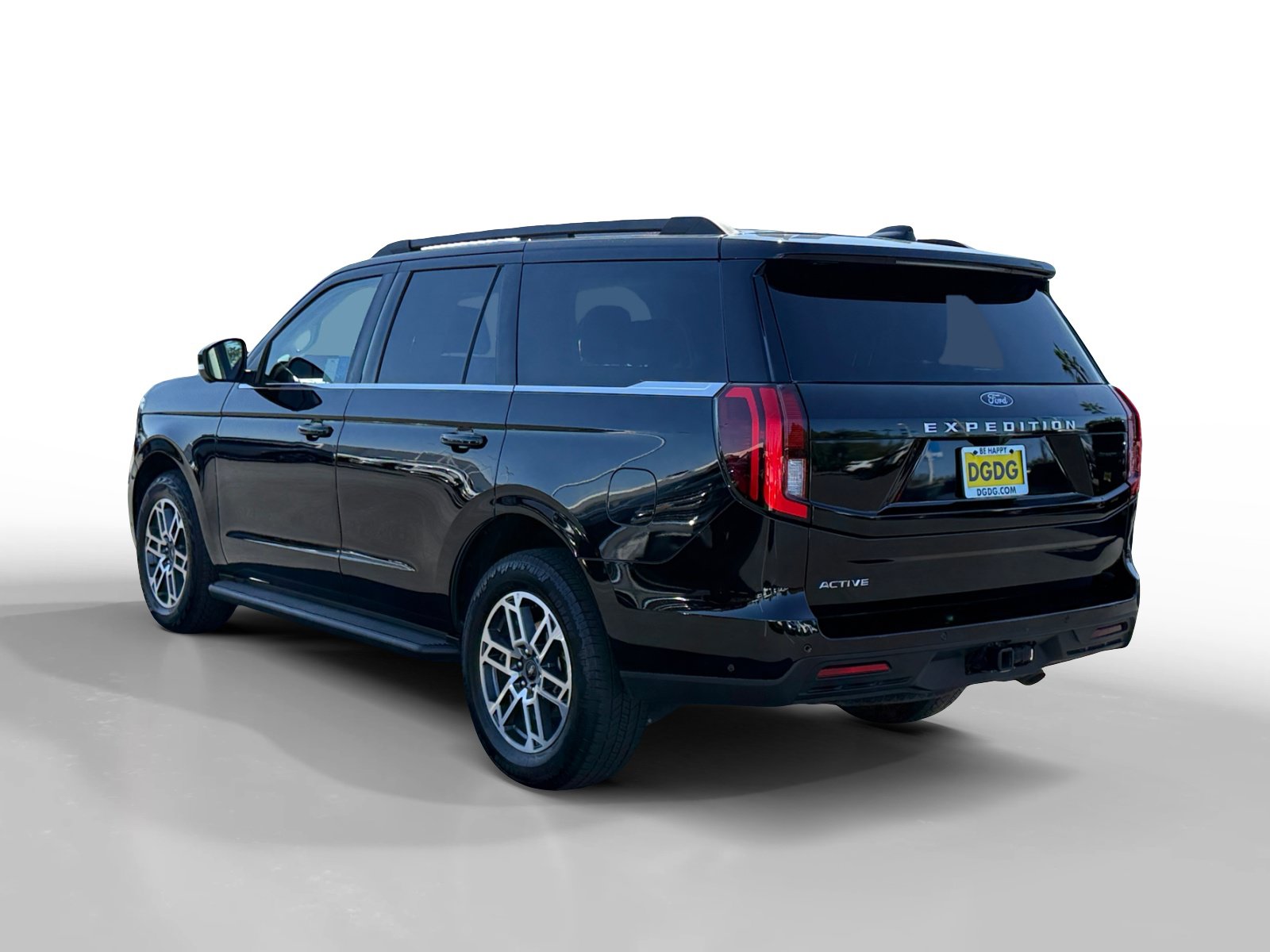 Certified 2025 Ford Expedition Active AWD/4WD image 3