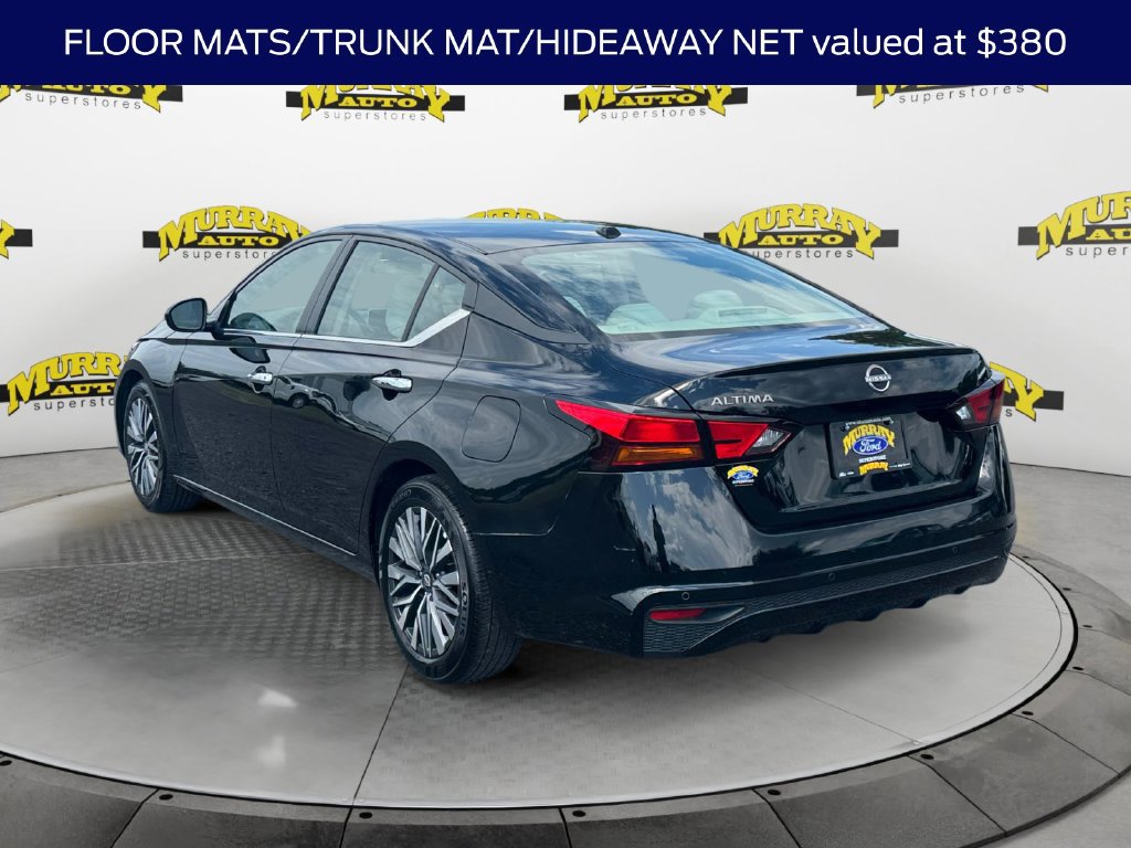 Used 2025 Nissan Altima 2.5 SV FWD image 4
