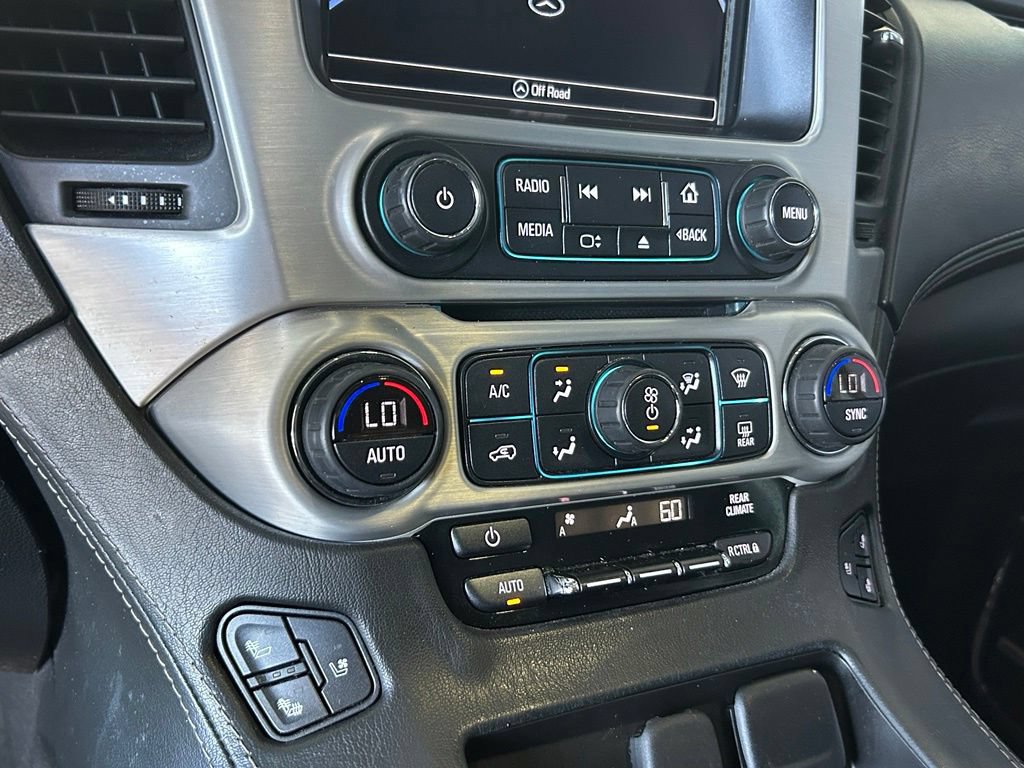 Used 2017 GMC Yukon XL SLT w/ Premium Edition AWD/4WD image 40