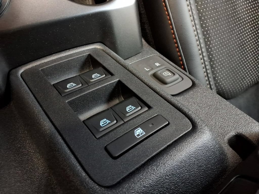Certified 2026 Ford Bronco Raptor AWD/4WD image 13