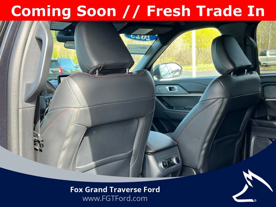 Certified 2025 Ford Explorer ST-Line AWD/4WD image 34