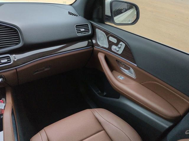 Used 2025 Mercedes-Benz GLE 450e 4MATIC image 19