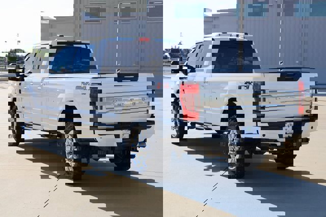 Certified 2021 Ford F350 Limited w/ FX4 Off-Road Package image 3