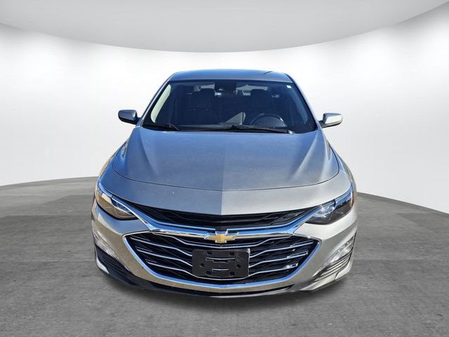 Used 2024 Chevrolet Malibu LT image 2