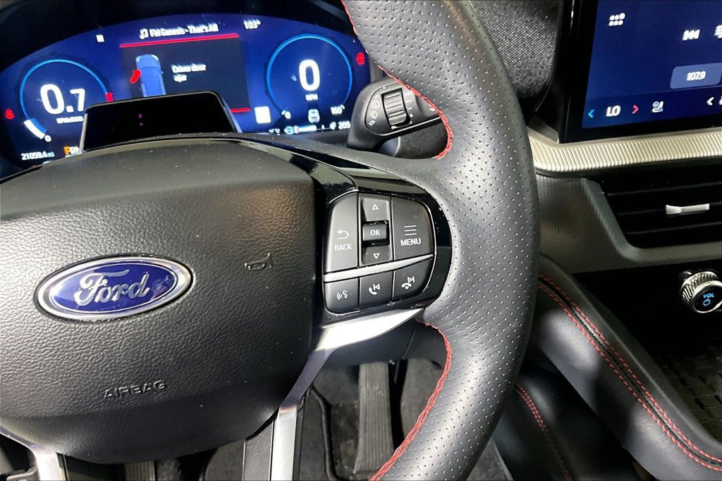 Certified 2025 Ford Explorer ST-Line w/ Premium Package RWD image 15