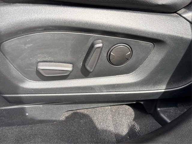 Certified 2023 Ford Explorer ST-Line w/ Class IV Trailer Tow Package image 17