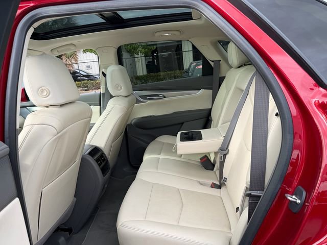 Used 2024 Cadillac XT5 Premium Luxury FWD image 7