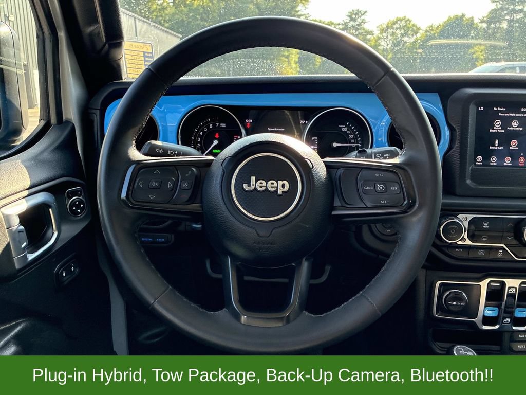 Used 2023 Jeep Wrangler Unlimited AWD/4WD image 17