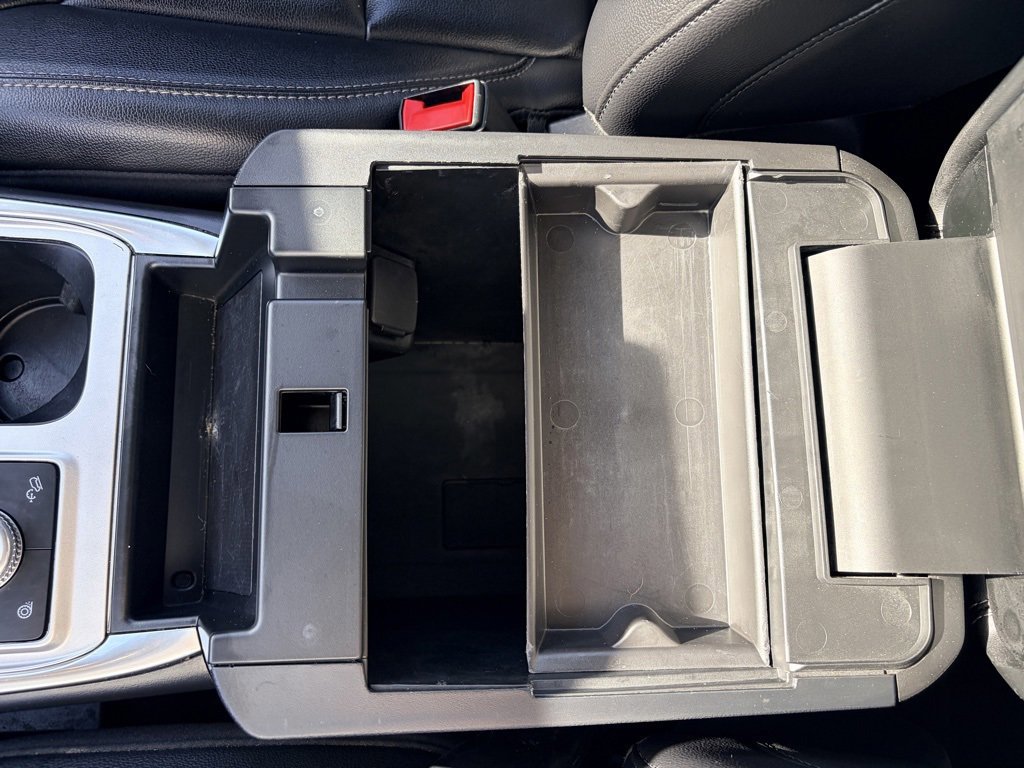 Certified 2021 Ford Explorer XLT w/ Equipment Group 202A image 16