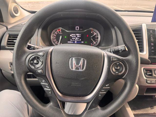 Used 2017 Honda Pilot EX image 9