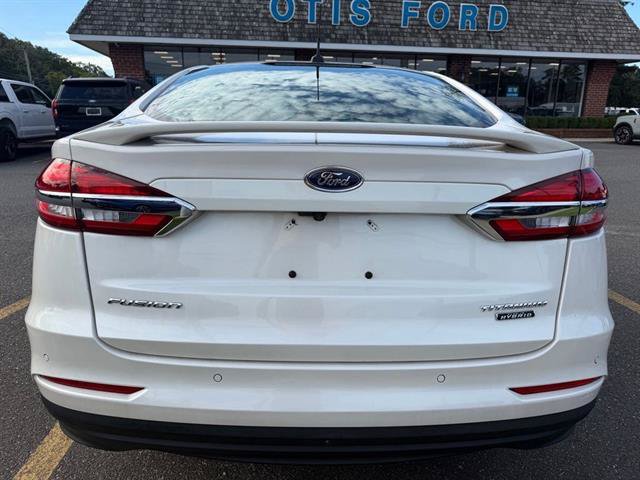 Certified 2020 Ford Fusion Energi Titanium FWD image 8