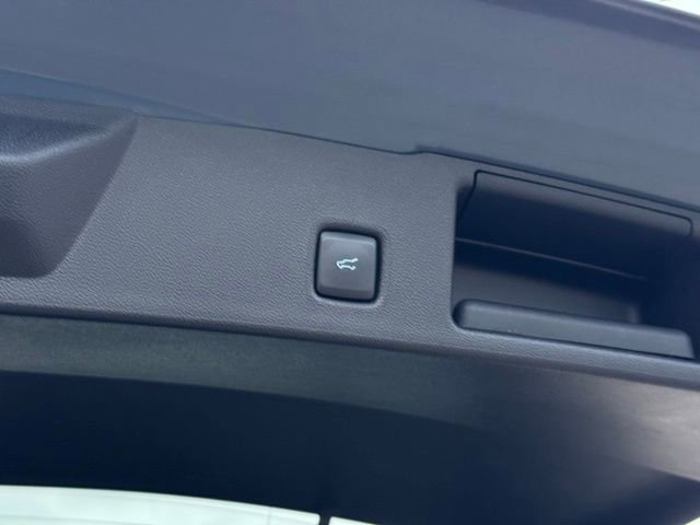 Certified 2023 Ford Escape ST-Line Select w/ Tech Pack #1 image 38