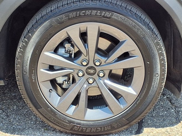 Certified 2024 Ford Explorer XLT w/ Equipment Group 202A AWD/4WD image 30