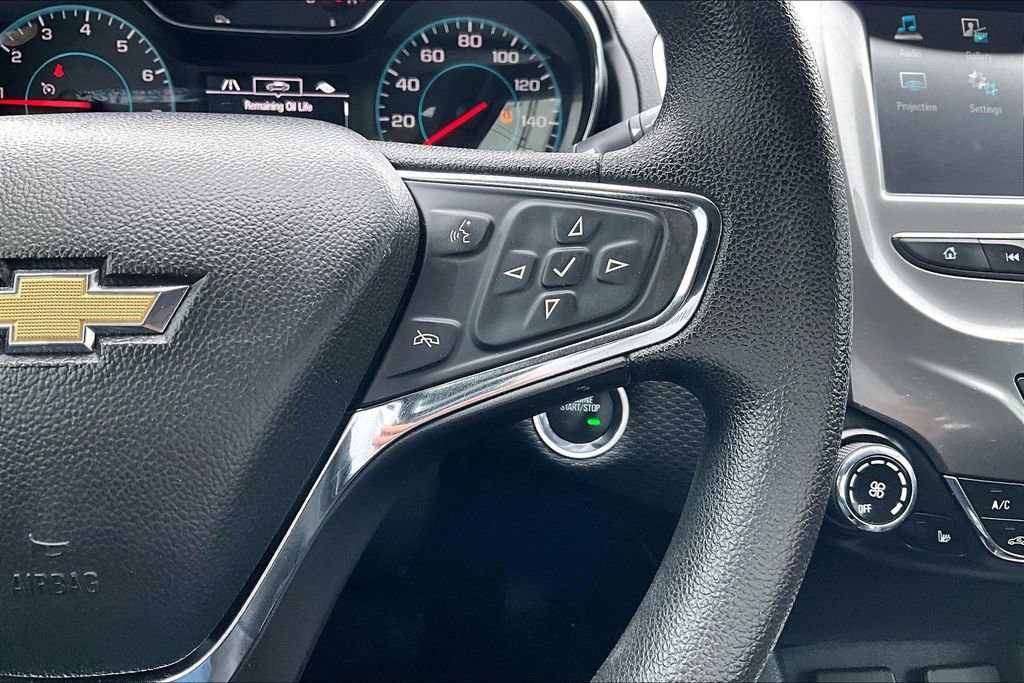 Used 2017 Chevrolet Cruze LT w/ Convenience Package image 19