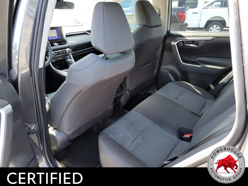 Used 2025 Toyota RAV4 XLE FWD image 15