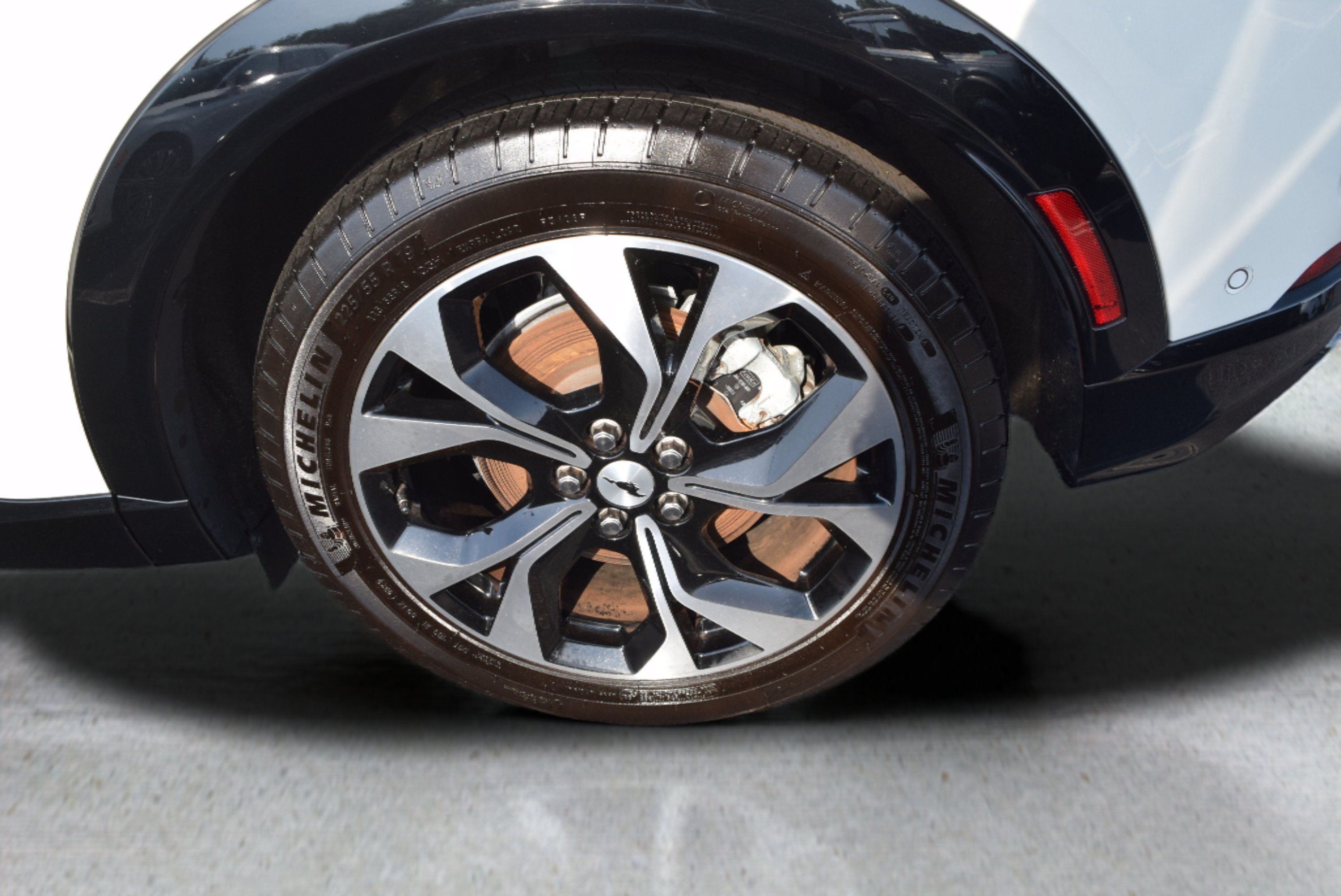 Certified 2023 Ford Mustang Mach-E Premium AWD/4WD image 6