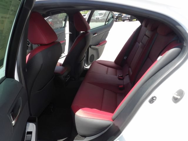 Used 2024 Lexus IS 300 F Sport RWD image 32