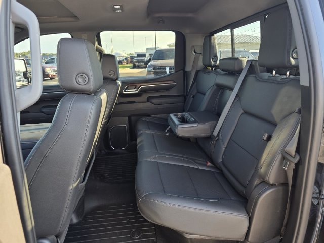 Used 2023 GMC Sierra 1500 SLT AWD/4WD image 21