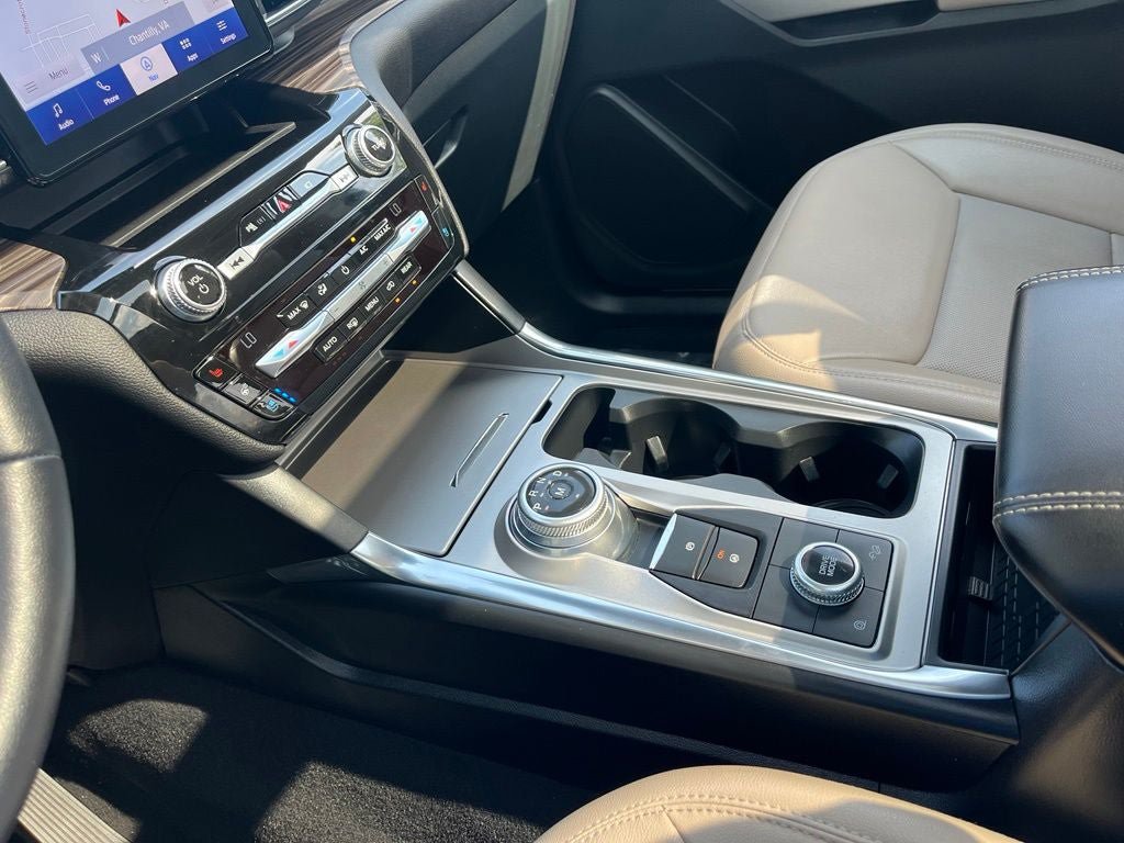 Certified 2021 Ford Explorer Limited w/ Hybrid Equipment Group 310A AWD/4WD image 34