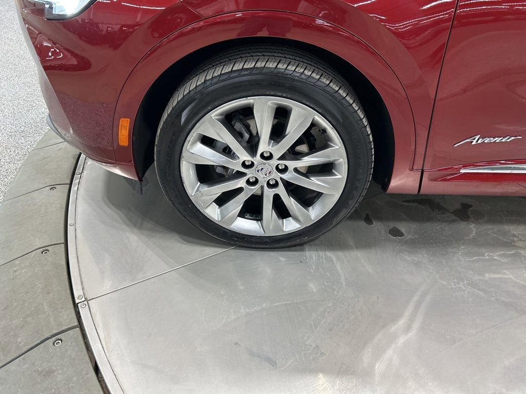 Used 2023 Buick Envision Avenir AWD/4WD image 38