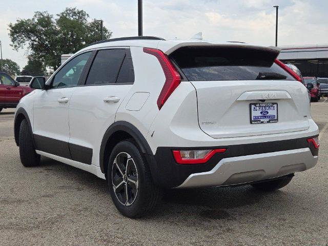 Used 2025 MAZDA CX-50 AWD 2.5 S w/ Premium Package image 11