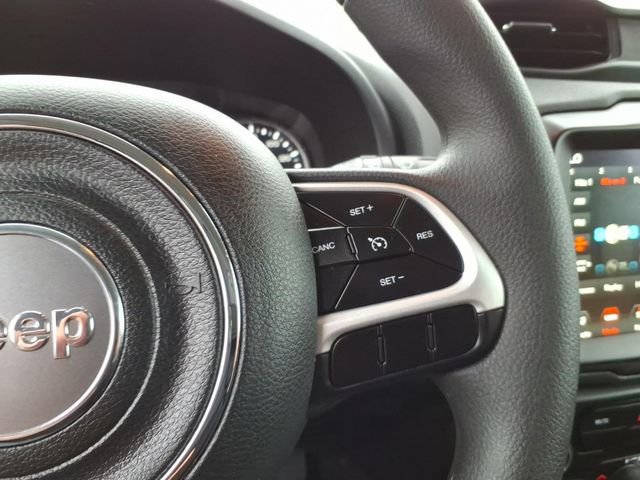 Used 2023 Jeep Renegade Latitude image 24