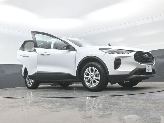 Certified 2025 Ford Escape Active AWD/4WD image 28