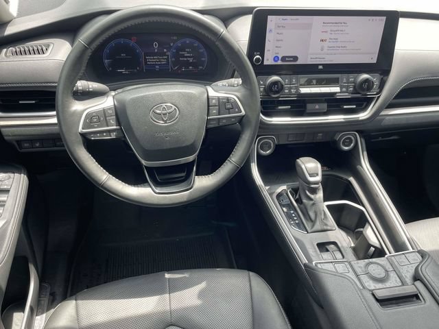 Used 2024 Toyota Grand Highlander FWD image 4
