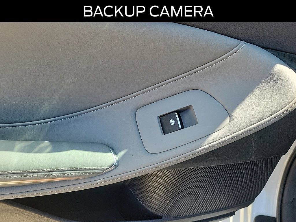 Used 2019 Toyota Avalon XLE w/ Moonroof Package FWD image 15