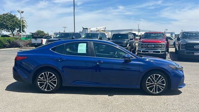 Used 2025 Toyota Camry XLE FWD image 2